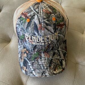NWOT Men’s “Pendleton Whiskey “ Baseball Hat Adjustable